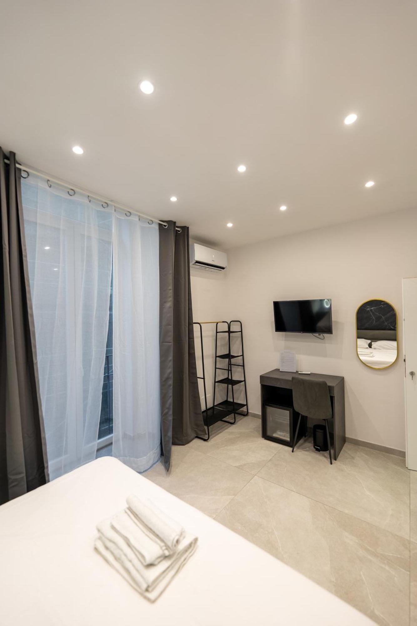 Suites Gaudioso Napoli Center Kültér fotó