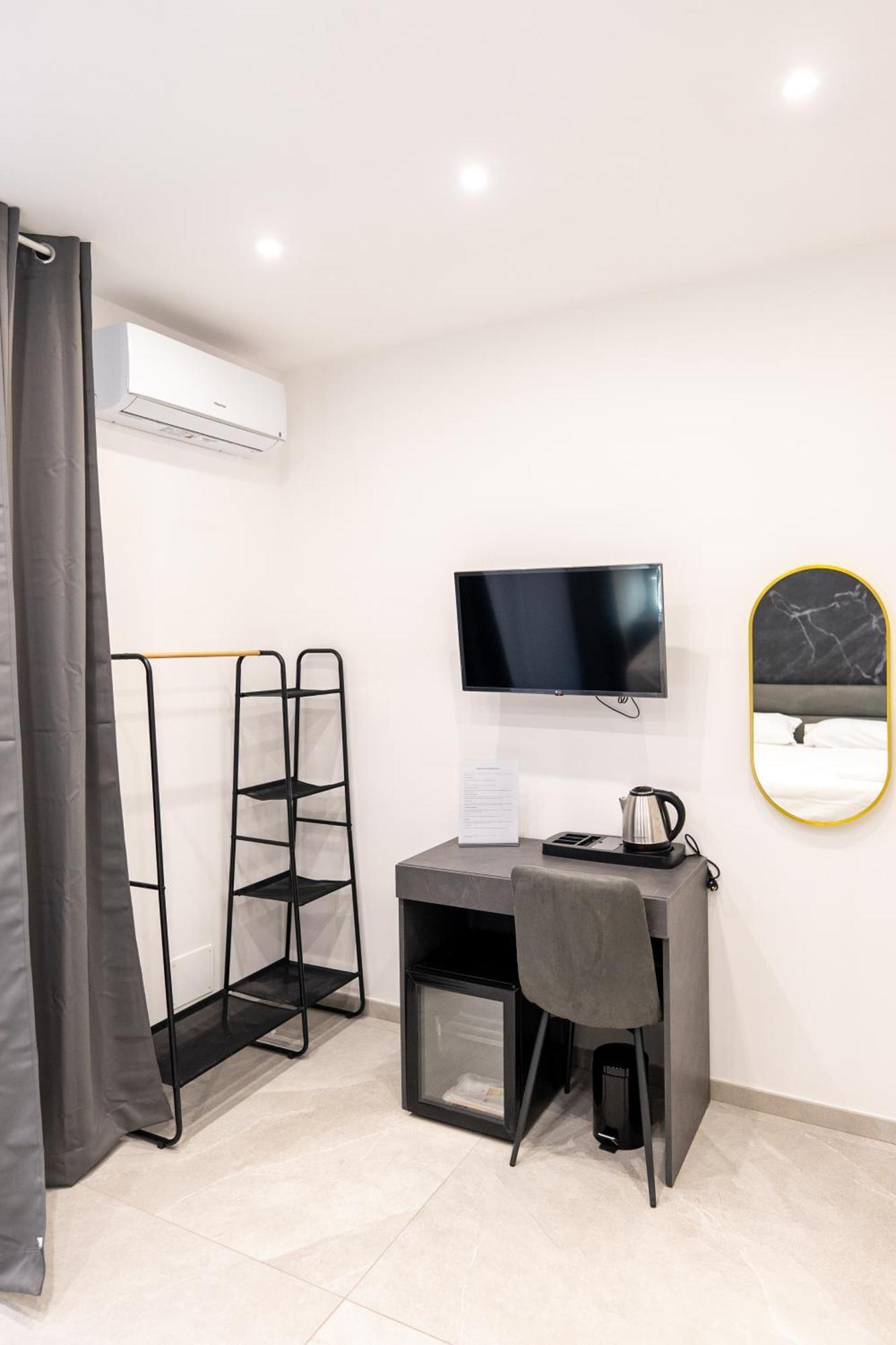 Suites Gaudioso Napoli Center Kültér fotó